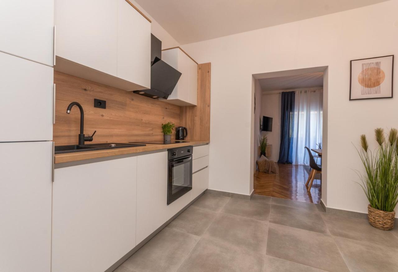 Apartmani A&M Біоград-на-Мору Екстер'єр фото