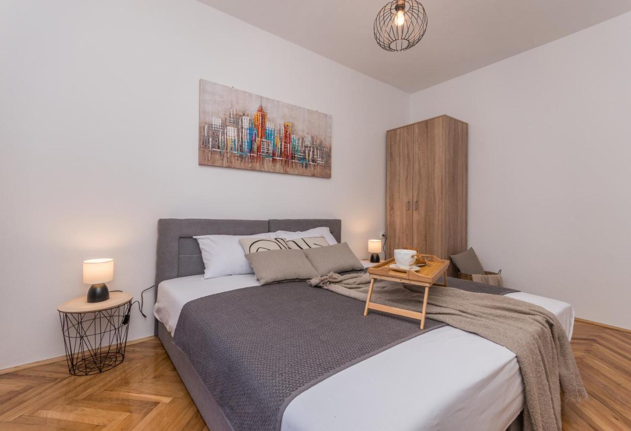 Apartmani A&M Біоград-на-Мору Екстер'єр фото